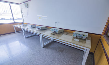 Semi-automatic welding equipment